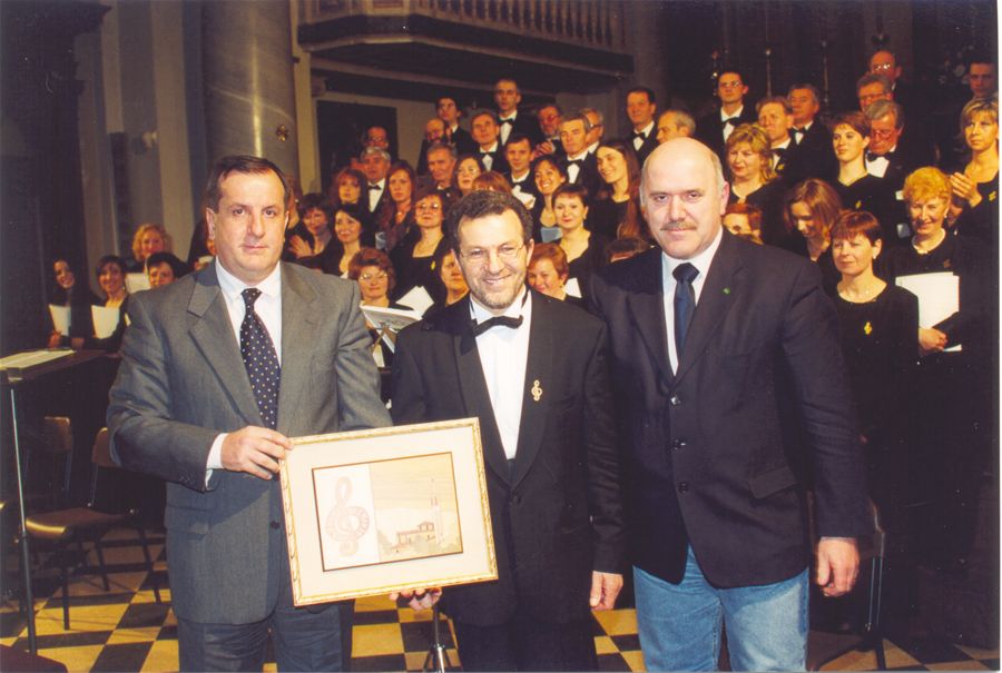 2002-04-20-sg-59.jpg